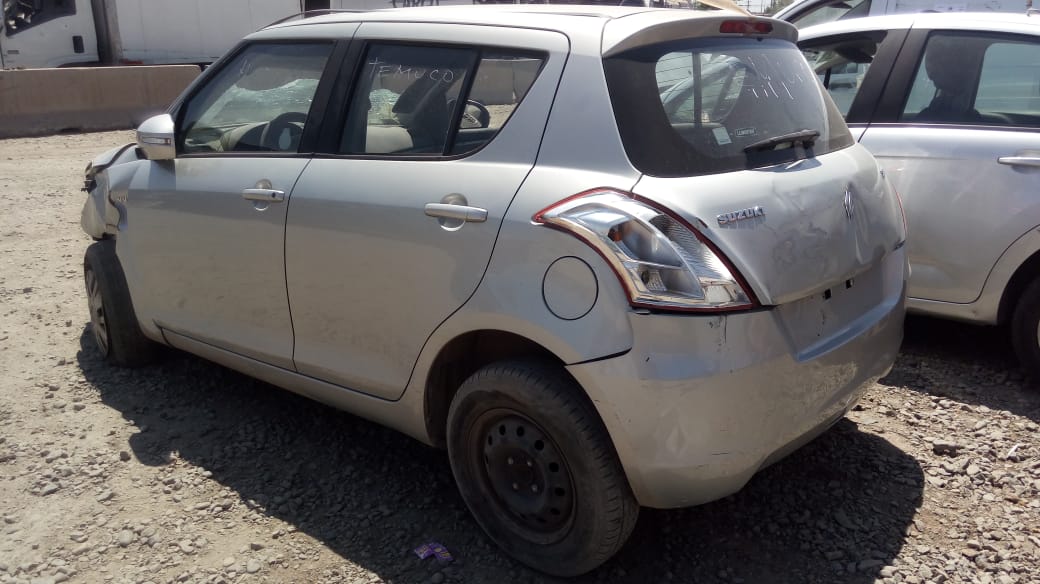  Suzuki SWIFT 2015    EN DESARME